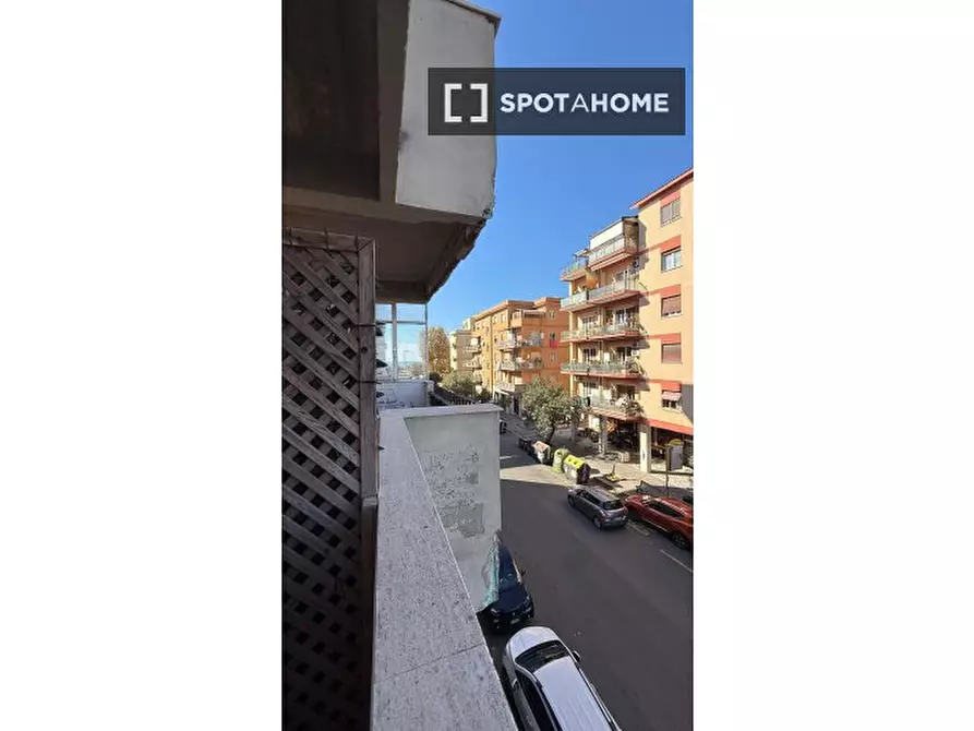 Immagine 5 di Appartamento in affitto  in Viale Vega a Roma