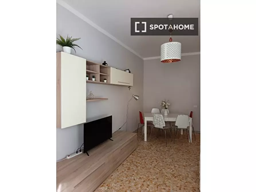 Immagine 3 di Appartamento in affitto  in Via Calpurnio Pisone a Roma