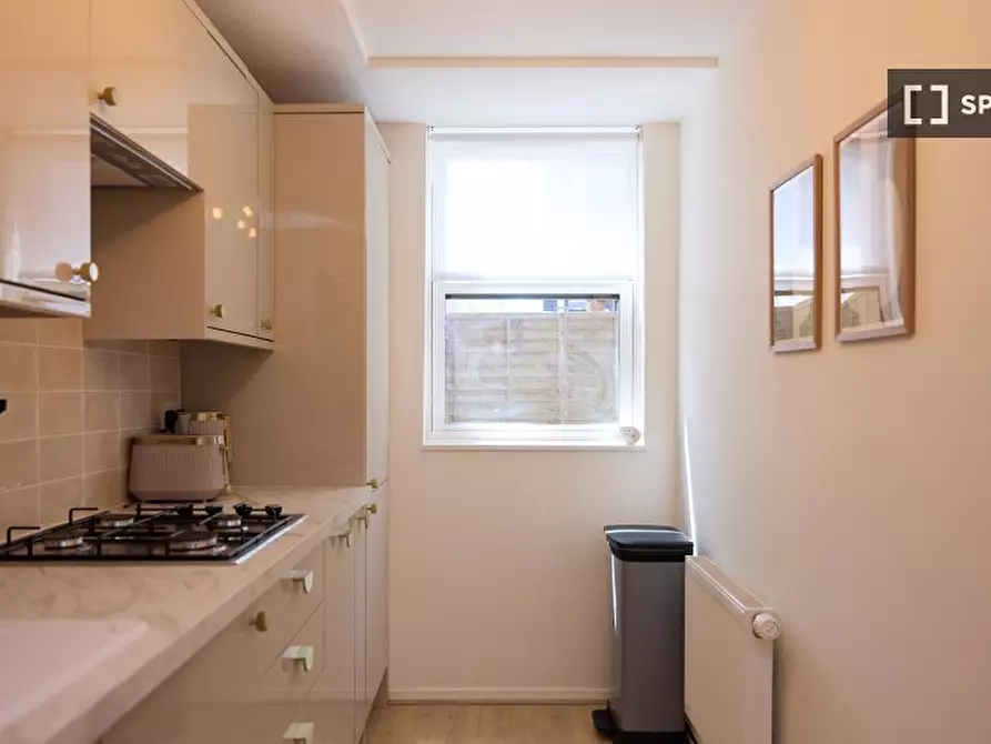 Immagine 17 di Appartamento in affitto  in Talbot Road a Paddington