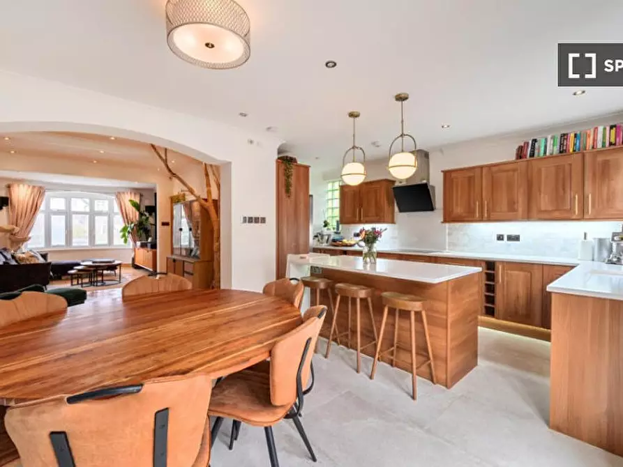 Immagine 1 di Appartamento in affitto  in West Drayton Park Avenue a Hillingdon