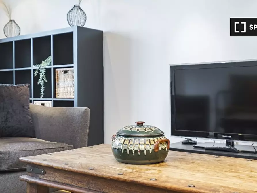 Immagine 3 di Appartamento in affitto  in New Park Rd a Lambeth