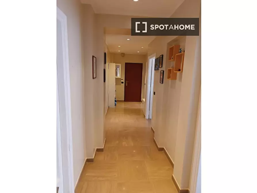 Immagine 4 di Camera condivisa in affitto  in Via Gubbio a Torino