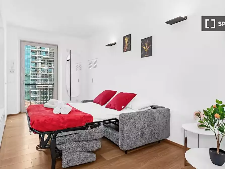 Immagine 5 di Appartamento in affitto  in Corso Como a Milano