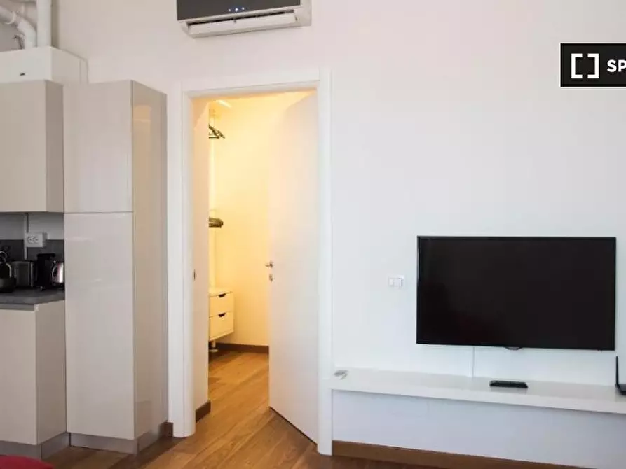 Immagine 6 di Appartamento in affitto  in Via Ceresio a Milano