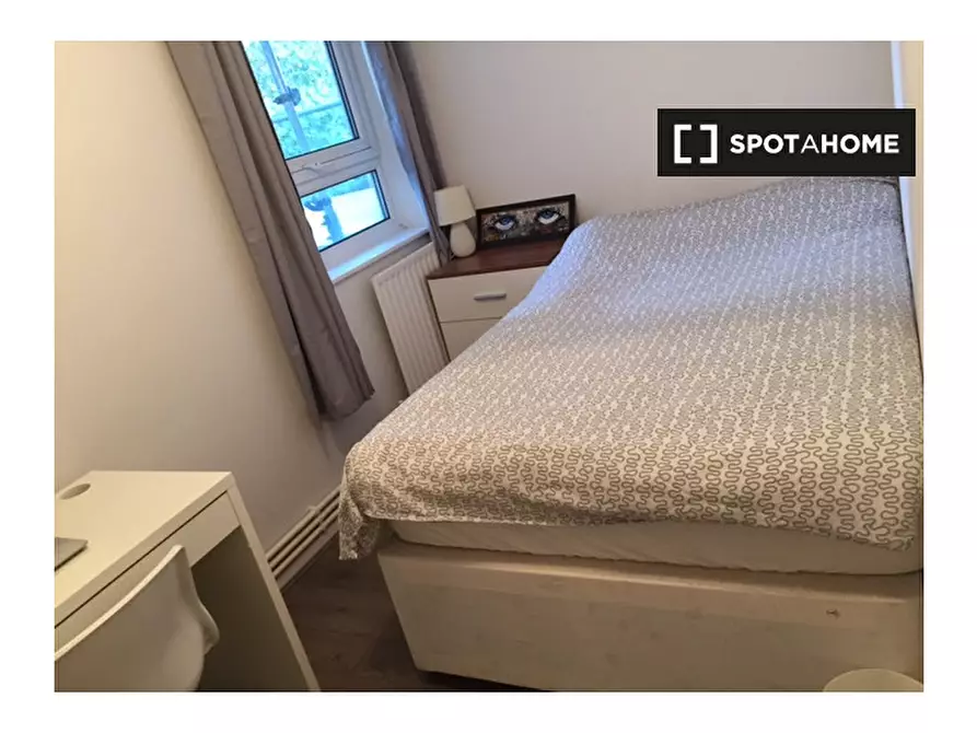 Immagine 3 di Camera condivisa in affitto  in Spey Street a Poplar