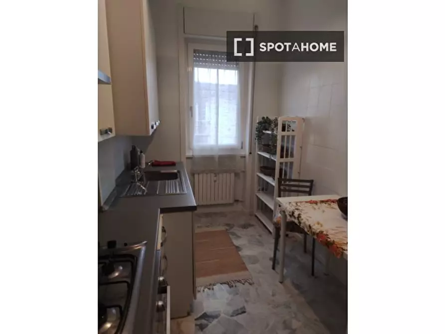 Immagine 6 di Camera condivisa in affitto  in Via Trieste a Segrate