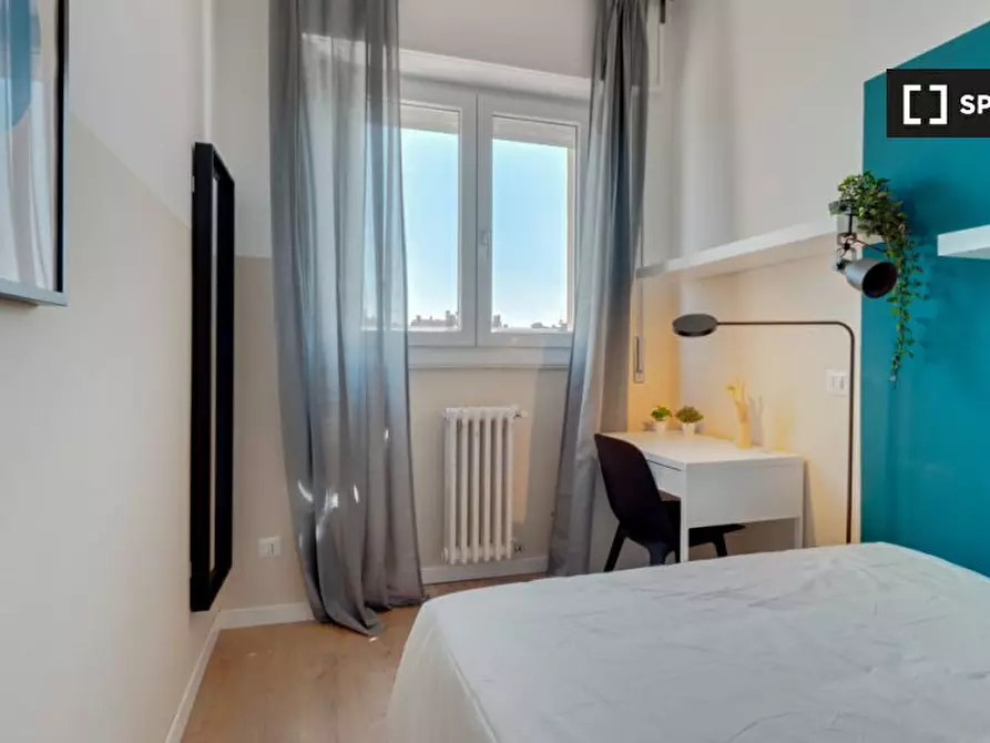 Immagine 2 di Camera condivisa in affitto  in Via F.R.Lamennais a Milano