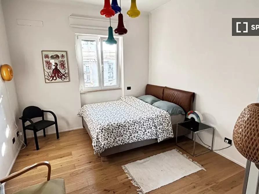 Immagine 2 di Camera condivisa in affitto  in Via degli Opimiani a Roma