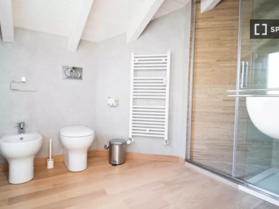 Immagine 18 di Appartamento in affitto  in Via Aurelio Saffi a Milano