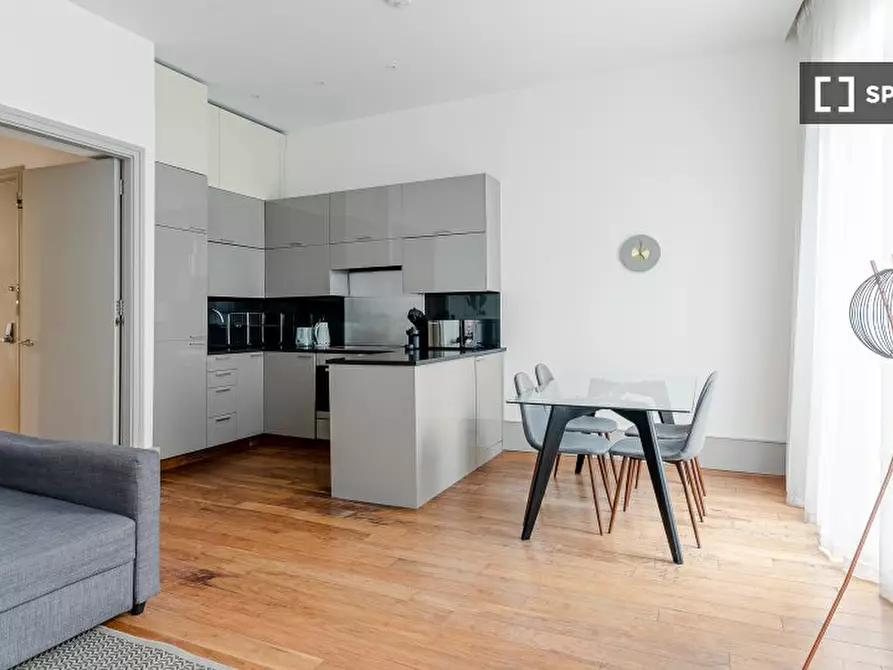 Immagine 11 di Appartamento in affitto  in Apartment a Kensington
