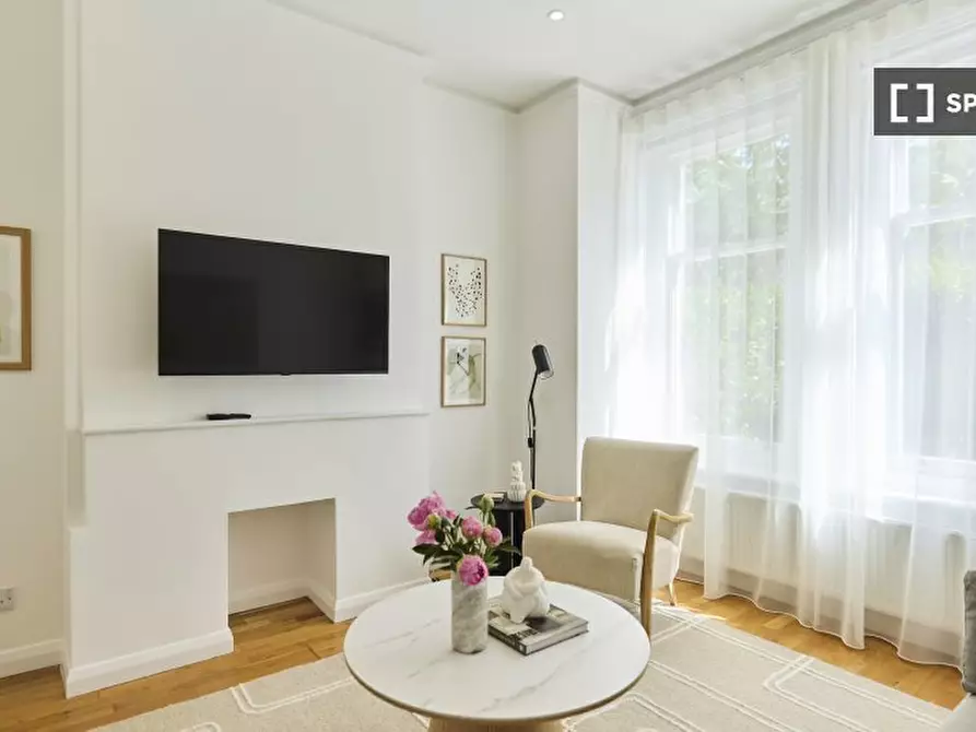 Immagine 18 di Appartamento in affitto  in Barcombe Avenue a Lambeth