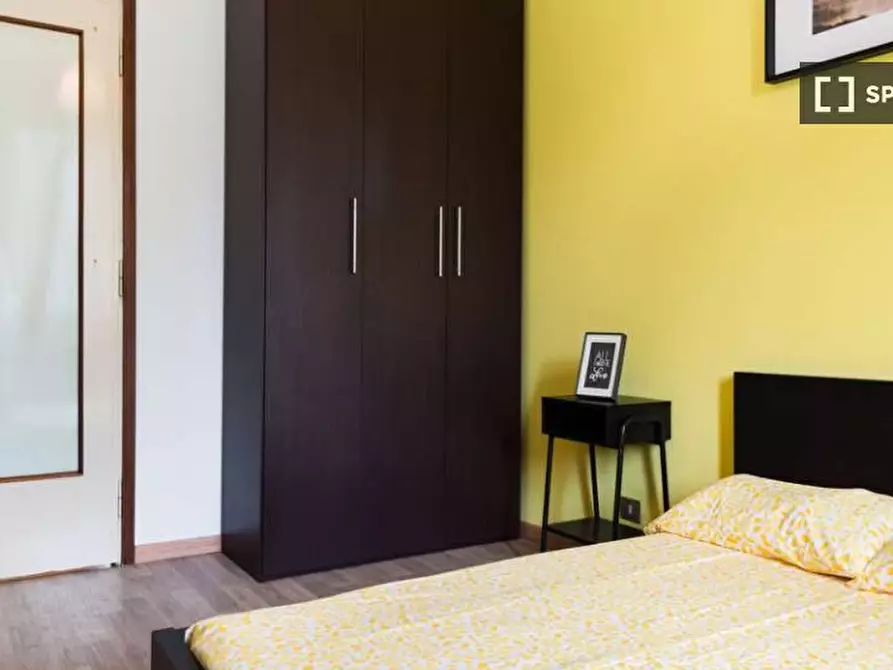 Immagine 3 di Camera condivisa in affitto  in Via Raffaello Bertieri a Milano