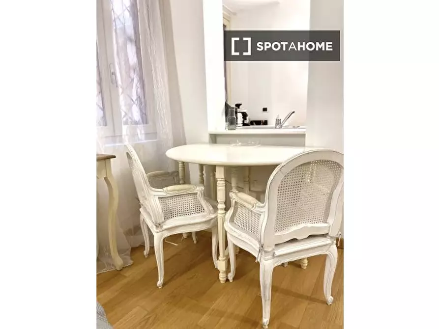 Immagine 1 di Ufficio in affitto  in Via Agnello a Milano