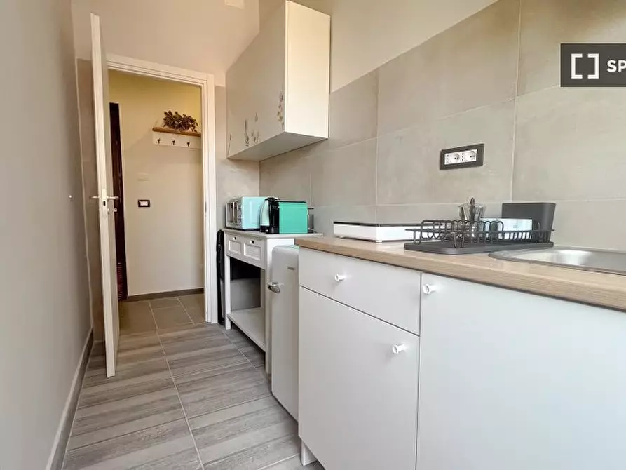 Immagine 5 di Appartamento in affitto  in Via Achille Grandi a Roma