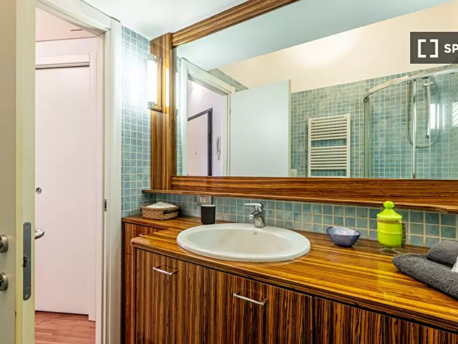 Immagine 19 di Appartamento in affitto  in Piazza Caiazzo a Milano