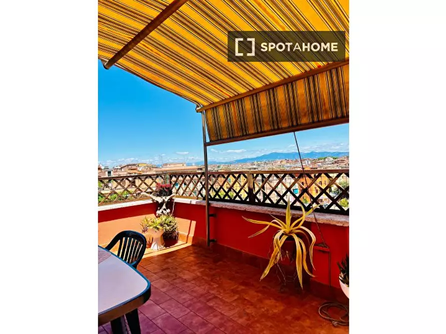 Immagine 11 di Appartamento in affitto  in Via dei Pioppi a Roma