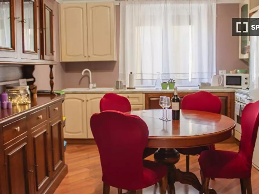 Immagine 11 di Appartamento in affitto  in Viale Ippocrate a Roma