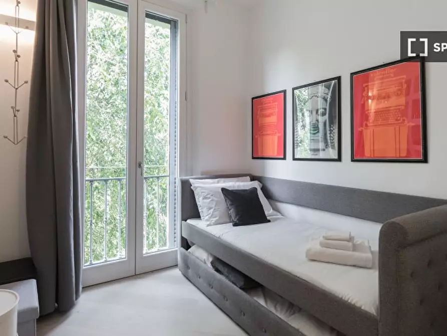 Immagine 2 di Appartamento in affitto  in Via Raffaello Sanzio a Milano