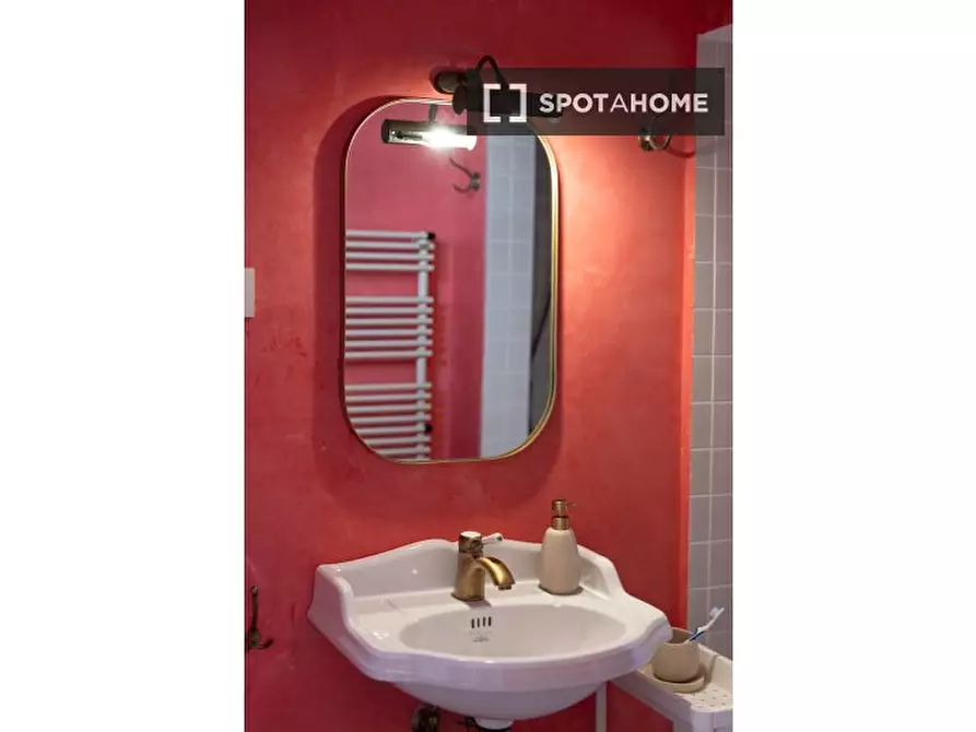 Immagine 16 di Appartamento in affitto  in Via Santa Reparata a Firenze