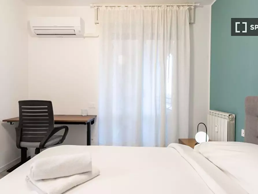 Immagine 12 di Appartamento in affitto  in Via Franco Russoli a Milano