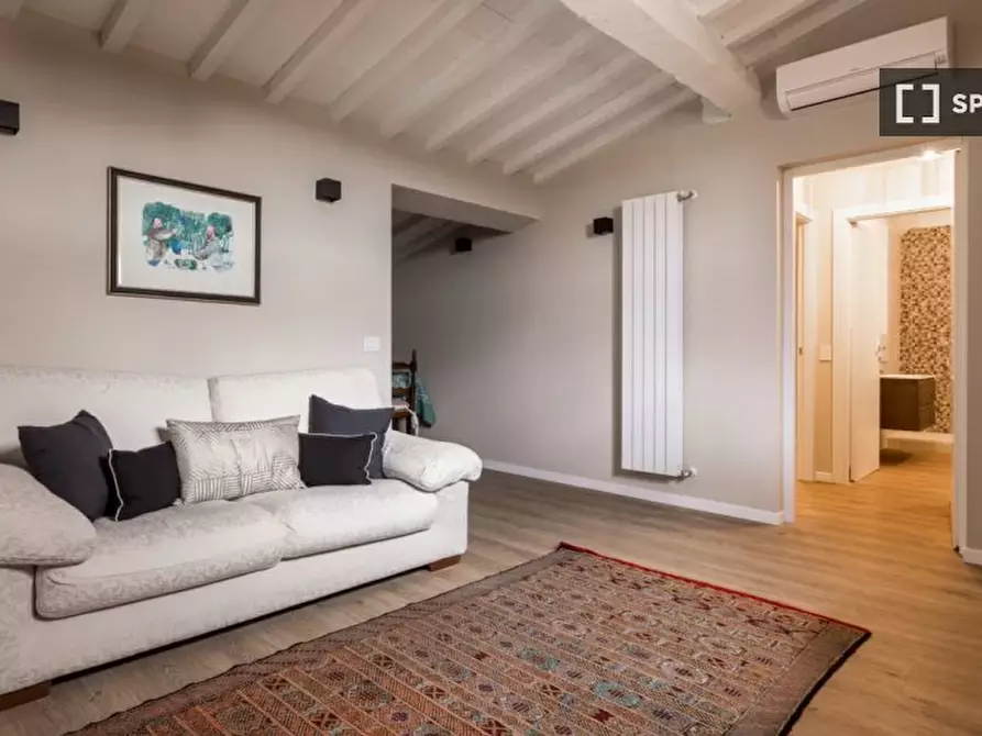 Immagine 10 di Appartamento in affitto  in Via San Gallo a Firenze