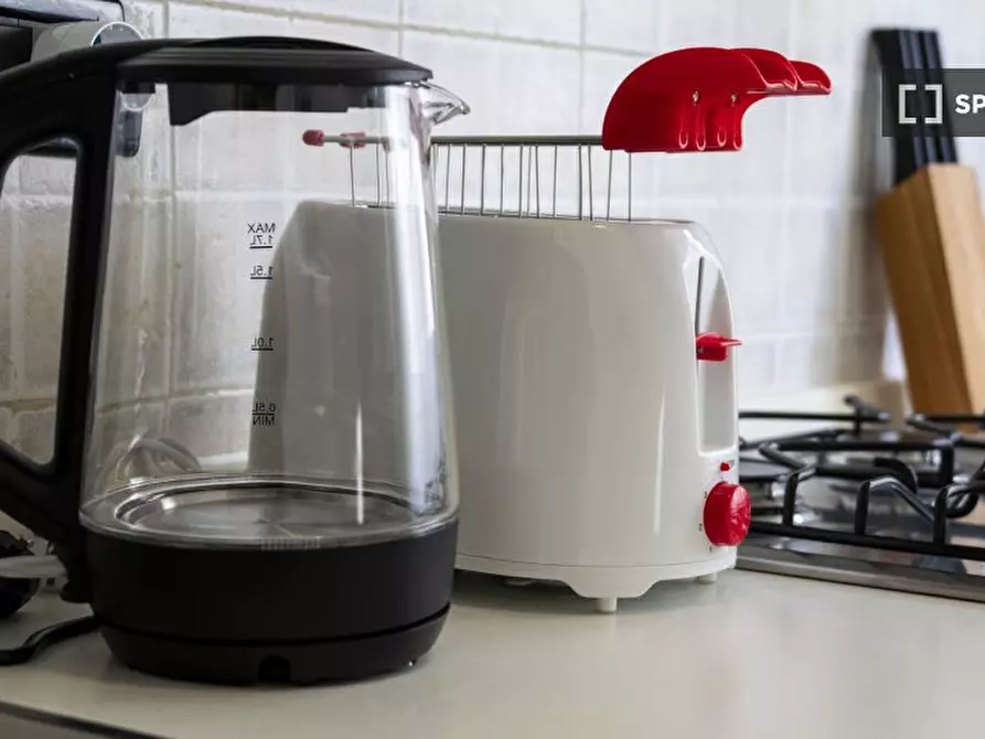 Immagine 13 di Appartamento in affitto  in Via Ferrarese a Bologna