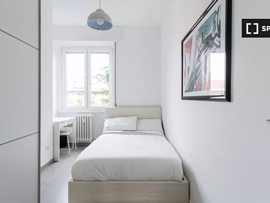 Immagine 1 di Camera condivisa in affitto  in Via Giovanni Cimabue a Milano