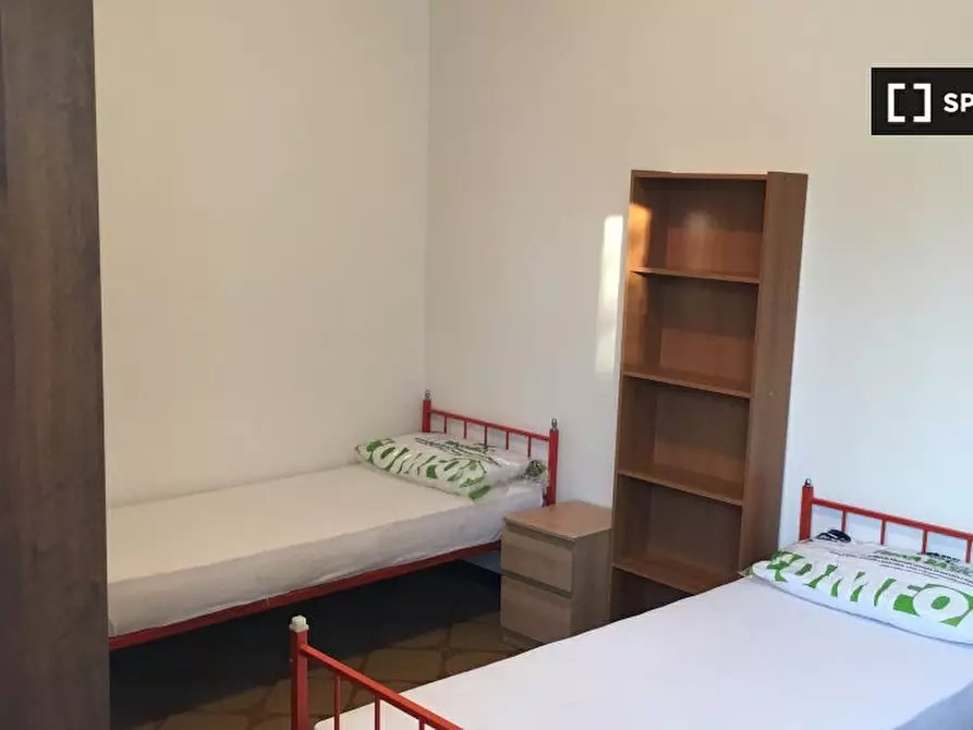 Immagine 3 di Camera condivisa in affitto  in Via Luigi Vestri a Bologna