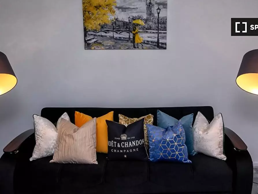 Immagine 2 di Appartamento in affitto  in Fleming Way a Eltham