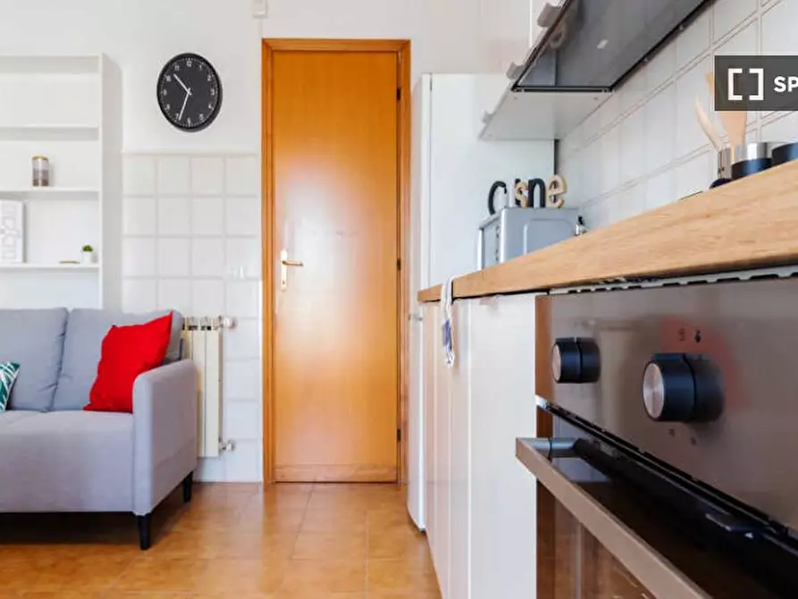 Immagine 10 di Camera condivisa in affitto  in Via dei Missaglia a Milano