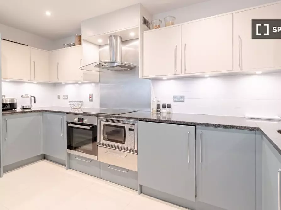 Immagine 8 di Appartamento in affitto  in St George Wharf a Lambeth