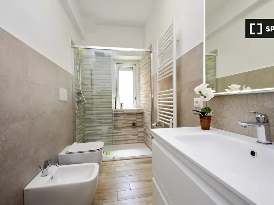 Immagine 11 di Appartamento in affitto  in Via Oderisi da Gubbio a Roma