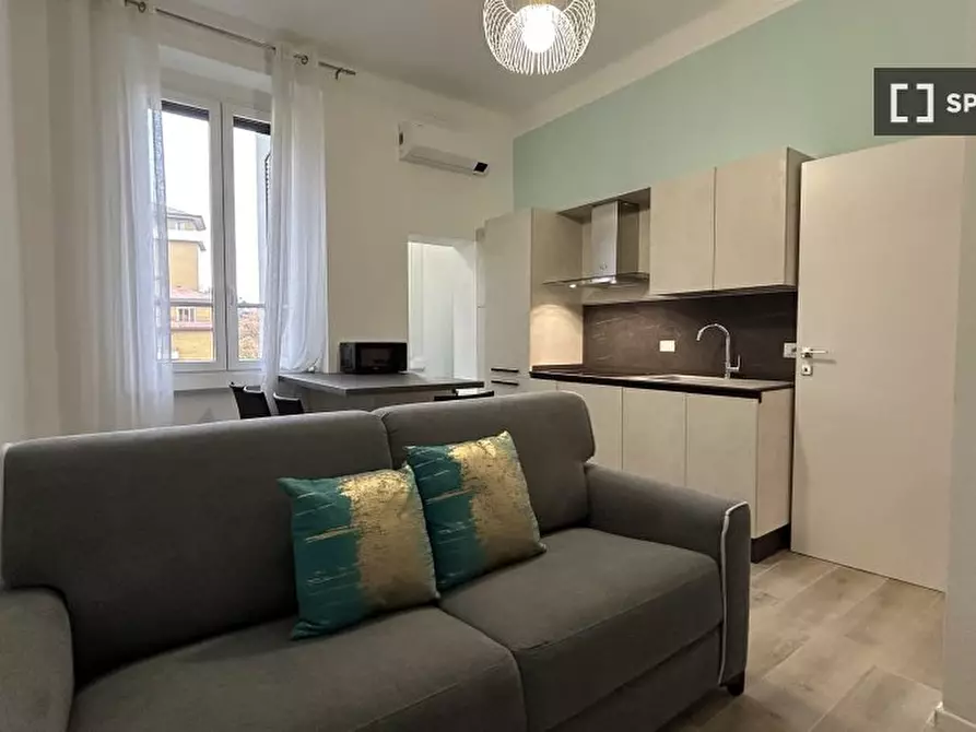 Immagine 1 di Appartamento in affitto  in Via Vallarsa a Milano