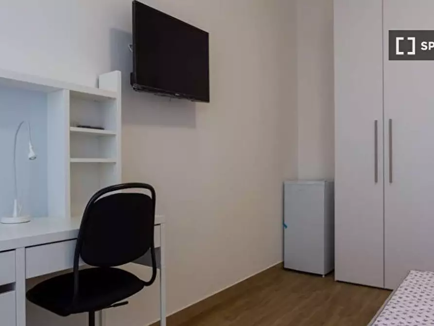Immagine 7 di Camera condivisa in affitto  in Viale San Gimignano a Milano