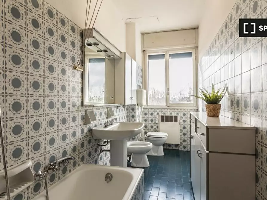 Immagine 8 di Camera condivisa in affitto  in Via Massimo Gorki a Bologna