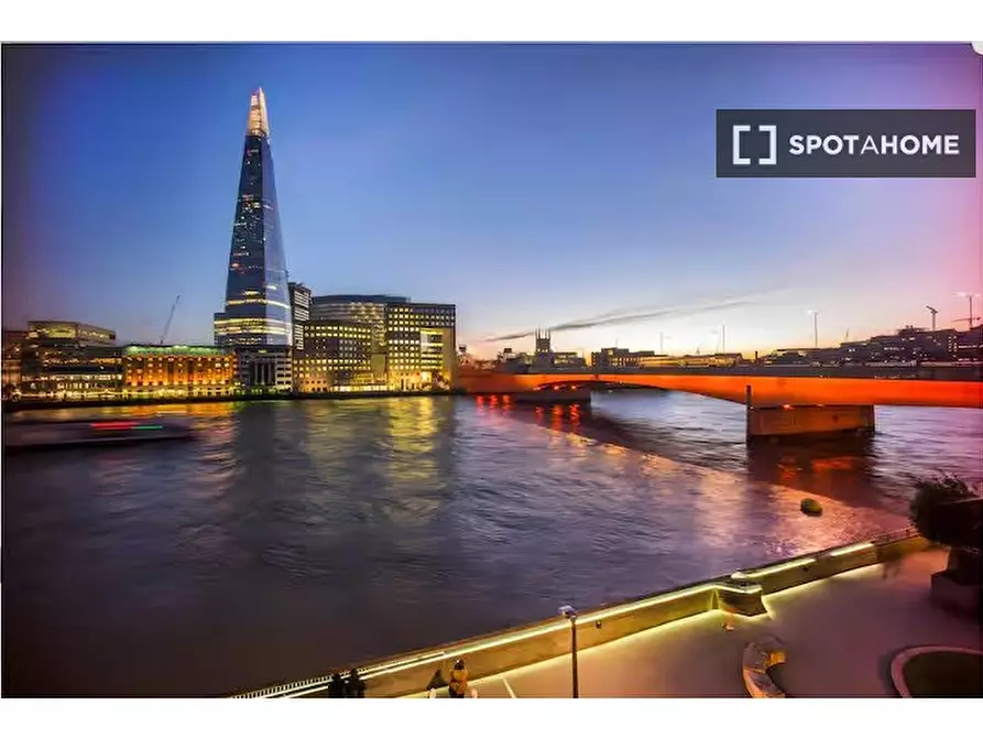 Immagine 4 di Appartamento in affitto  in Monument St a 