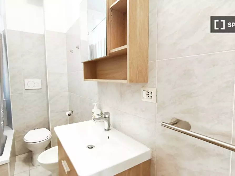 Immagine 14 di Camera condivisa in affitto  in Via Camillo e Otto Cima a Milano