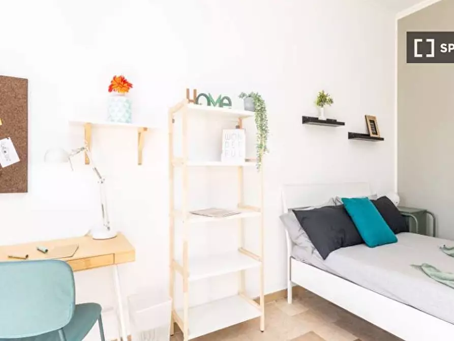 Immagine 7 di Camera condivisa in affitto  in Via Arcivescovo Romilli a Milano