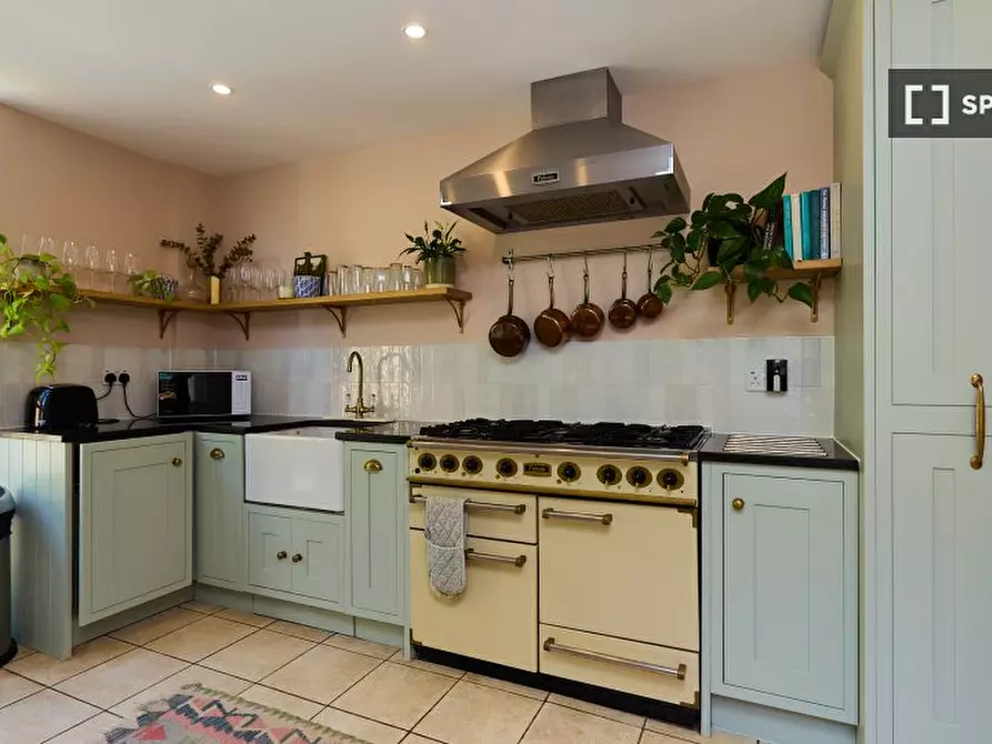 Immagine 8 di Appartamento in affitto  in Charlton Church Lane a Greenwich