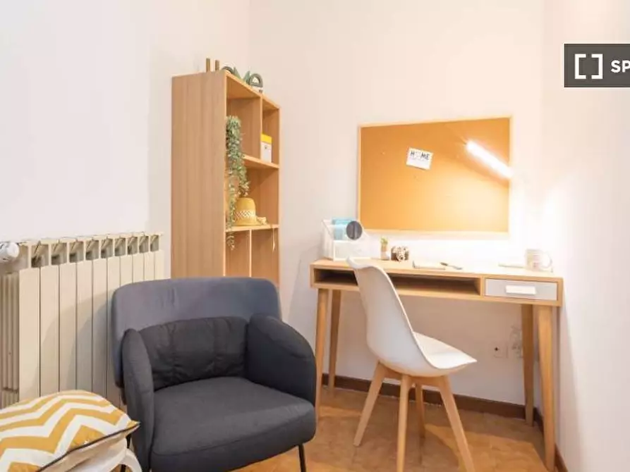 Immagine 1 di Camera condivisa in affitto  in Via dei Missaglia a Milano