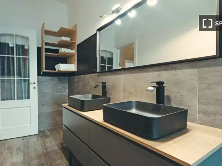 Immagine 4 di Appartamento in affitto  in Via Montebello a Torino