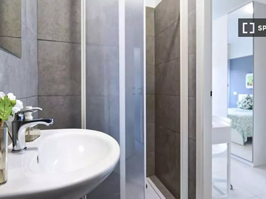 Immagine 11 di Camera condivisa in affitto  in Via Carlo Imbonati a Milano