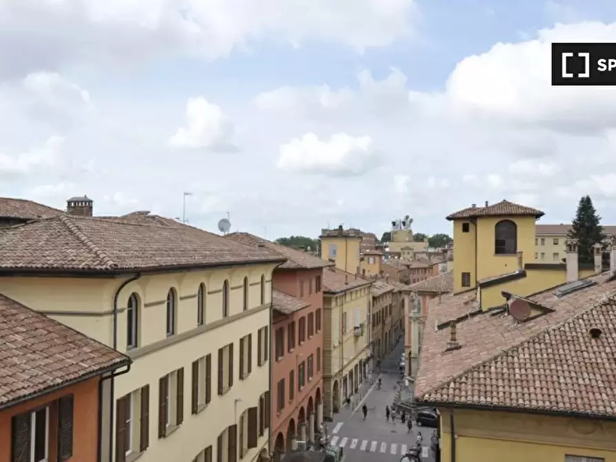 Immagine 12 di Appartamento in affitto  in Piazza S. Martino a Bologna
