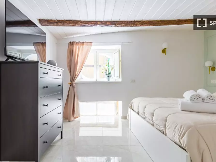 Immagine 7 di Appartamento in affitto  in Vico Lungo Gelso a Napoli