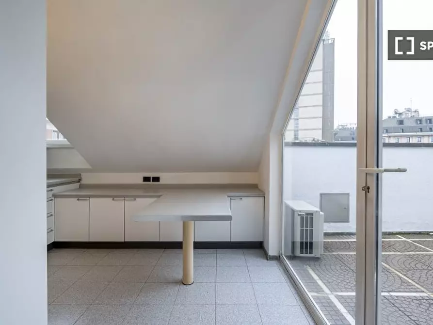 Immagine 12 di Appartamento in affitto  in Via della Moscova a Milano