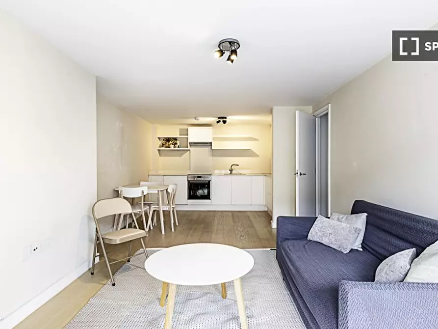 Immagine 4 di Appartamento in affitto  in Flat a 