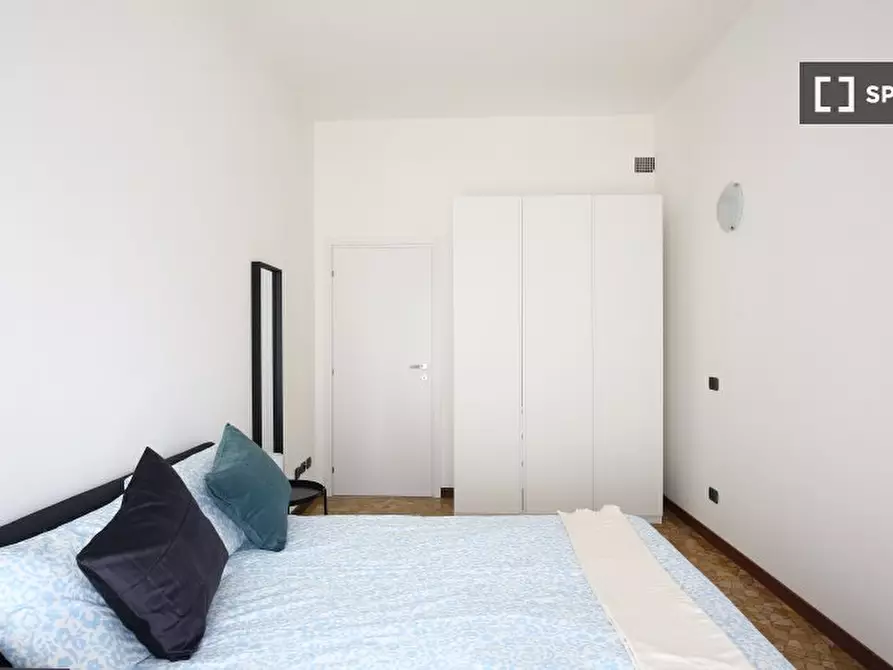 Immagine 5 di Camera condivisa in affitto  in Viale Vittorio Veneto a Milano