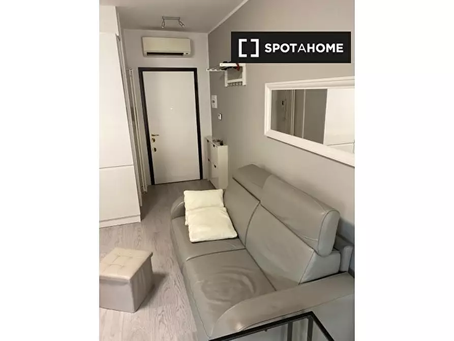 Immagine 3 di Appartamento in affitto  in Via Elio Bernardi a Bologna