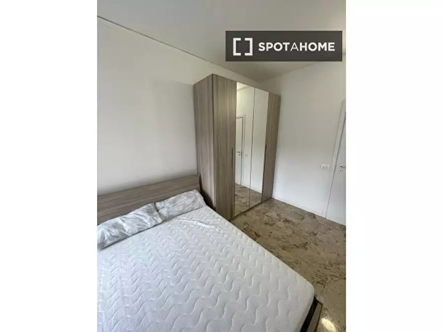 Immagine 13 di Camera condivisa in affitto  in Via Privata Renzo e Lucia a Milano