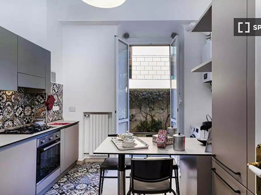 Immagine 11 di Appartamento in affitto  in Via Flora a Genova